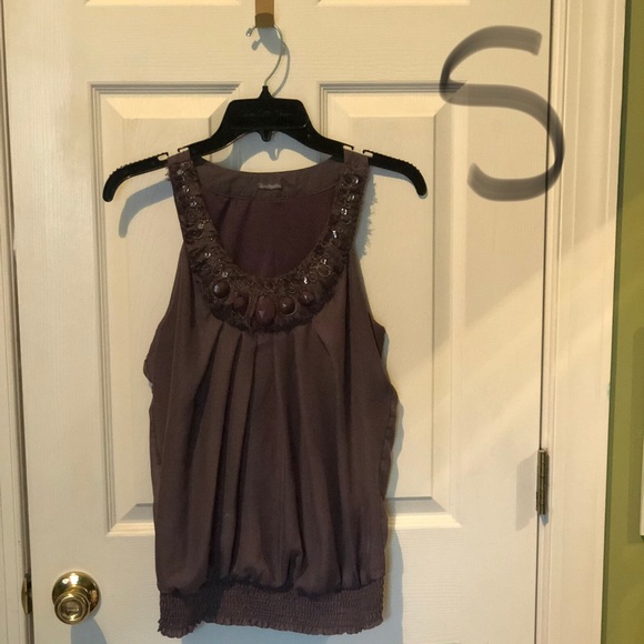 Clothes - Picture 2 of 7